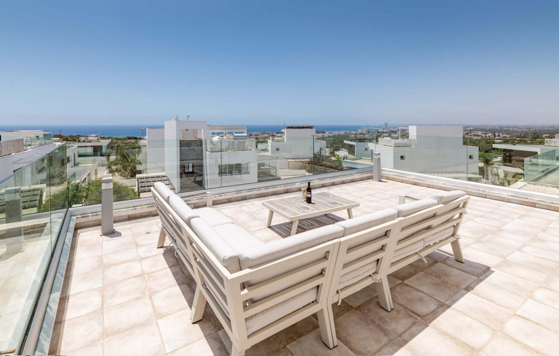 View 3, Elite Blu Heights Villa