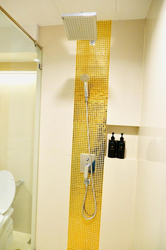Bathroom 4, Pratunam Park Hotel, Ratchathewi