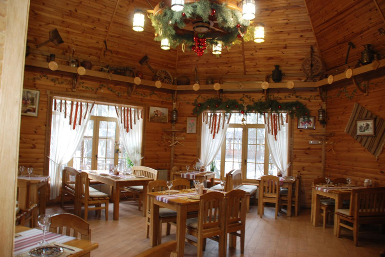 Food & Drinks 4, Ethno Complex Ukrayinske Selo, Kyievo-Sviatoshyns'kyi