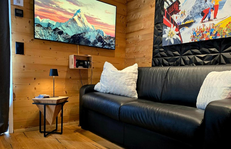 Others 5, Mattertal Lodge, Visp