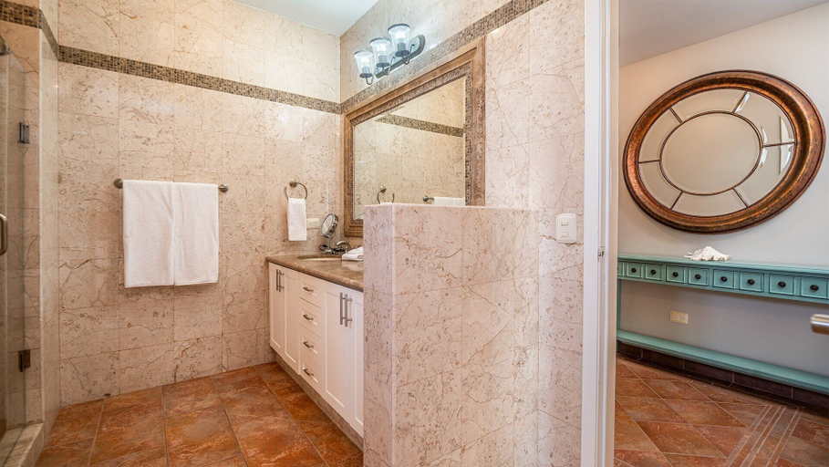 Bathroom 2, Las Palomas Beach and Golf Resort, Puerto Peñasco