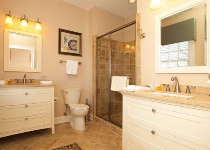 Bathroom 4, HILLBROOK INN & SPA BED AND BREAKFAST - ADULT ONLY, Jefferson