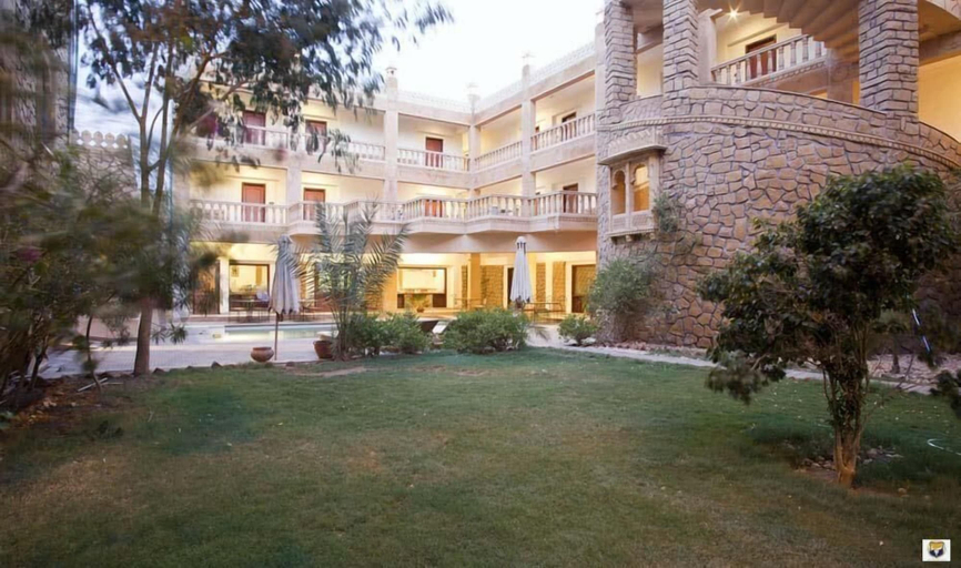Garden, Deoki Niwas Palace, Jaisalmer