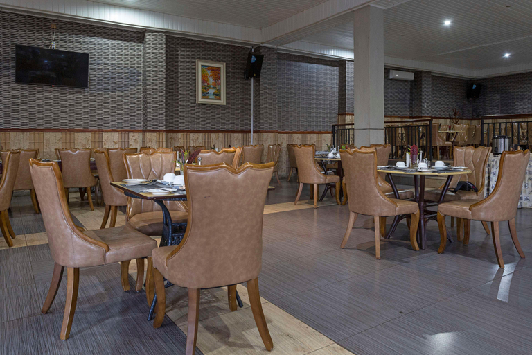 Food & Drinks 3, Nokras Riverine Hotel & Spa, Ndia