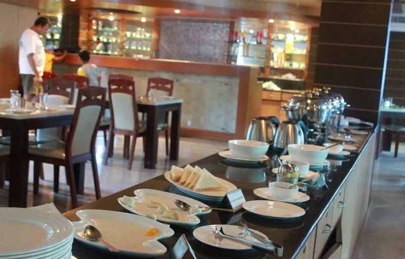 Breakfast buffet, Hotel Park Prime with Swimming Pool, Purba Medinipur