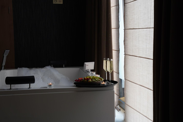 Bathroom 5, Mazurski Raj Hotel Marina & Spa, Pisz