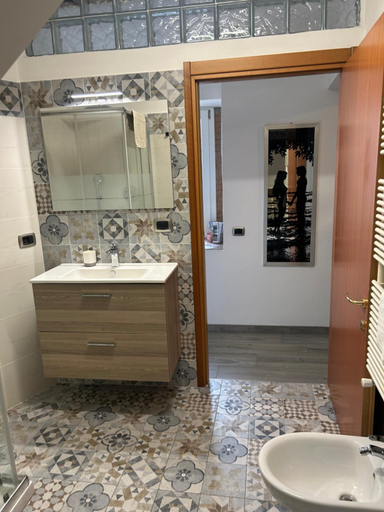Bathroom 2, casa vacanza serena, Bergamo