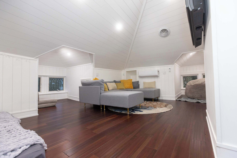Bedroom 3, 4 BDR Lake Geneva Estate Across From Beach!, Walworth