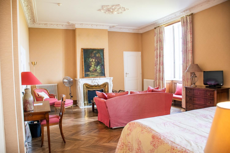 Bedroom 2, Relais du Château d'Arche, The Originals Relais, Gironde