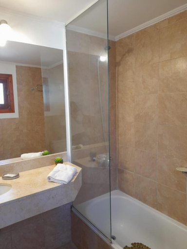 Others 4, Curahue Apart Hotel, Tandil