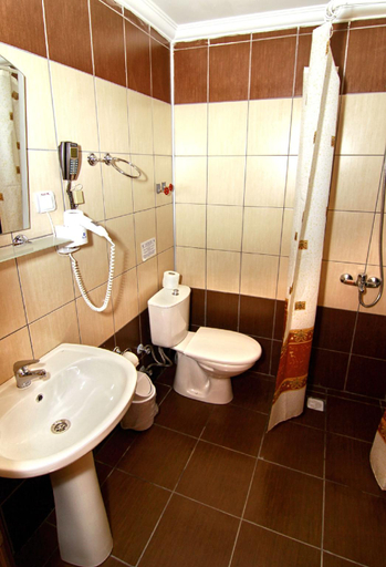 Bathroom 4, Kleopatra Bavyera Hotel, Alanya