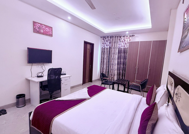Room 3, STAR INN, Gurgaon