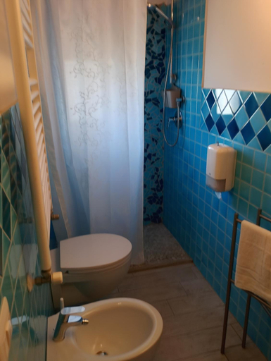 Bathroom 3, Imperial casa vacanze, Roma