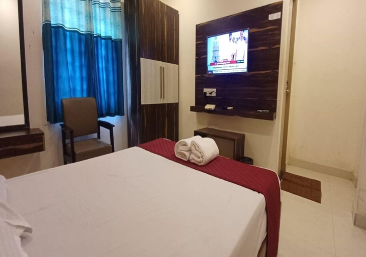 Bedroom 5, MM Park Inn, Kancheepuram
