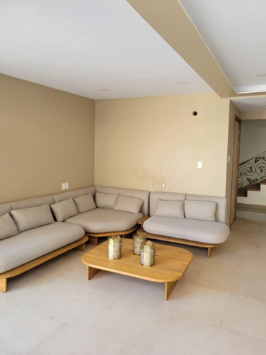 Interior 5, Hotel Rizuna, Centrum