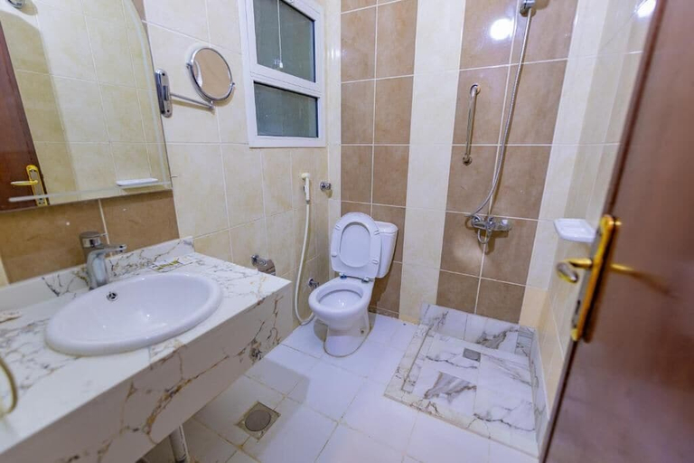 Bathroom 5, Luluat Al Misk Hotel, Makkah