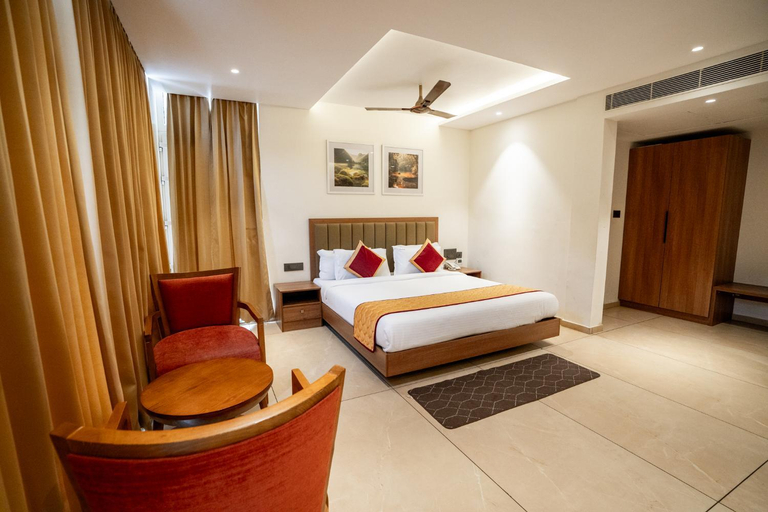 Bedroom 3, Bluemist Resorts, Ernakulam