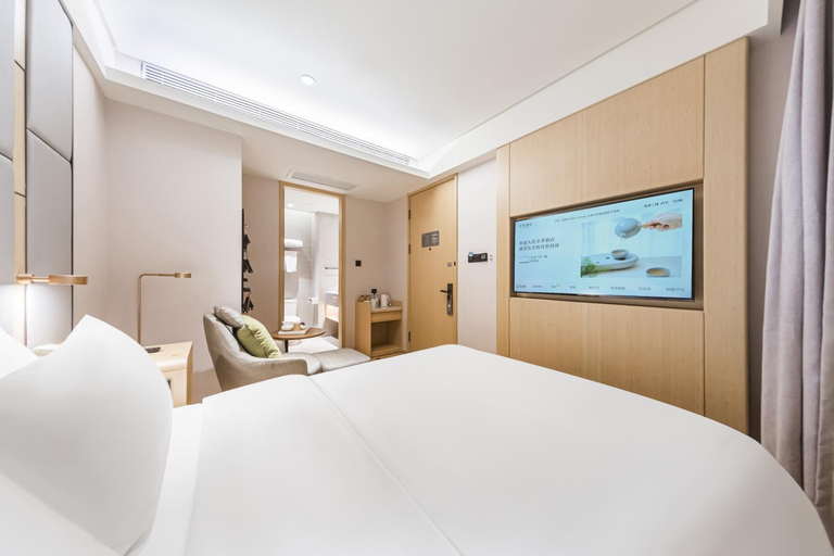 Bedroom 3, JI Hotel Beijing Nanluoguxiang Andingmen Metro Station, Beijing