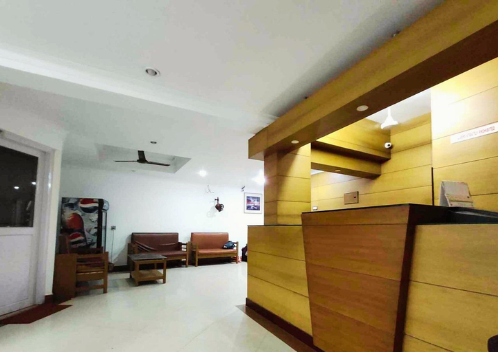 Others 5, Midtown Residency, Kozhikode