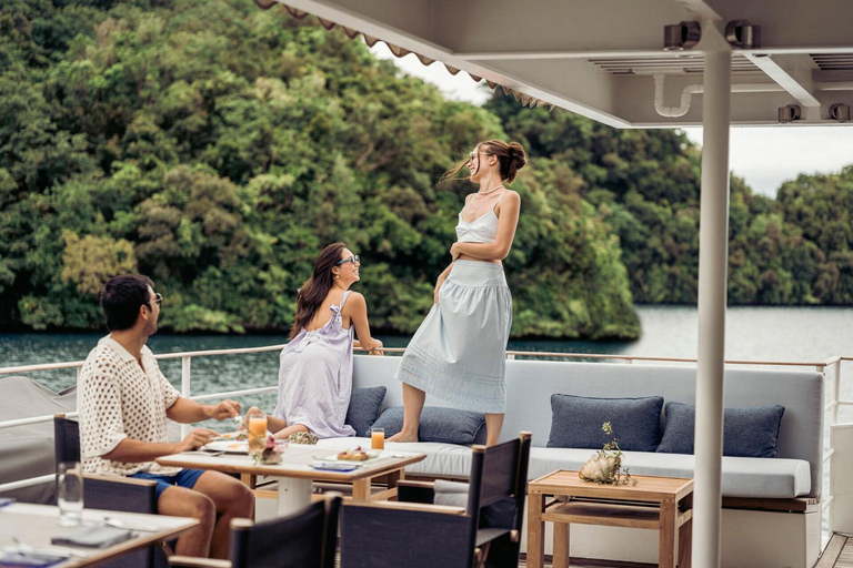 Food & Drinks, Four Seasons Explorer Palau - Cruising Resort