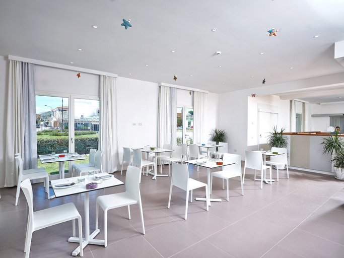 Breakfast area, Hotel with panoramic swimming pool in porto San Paolo, Olbia-Tempio