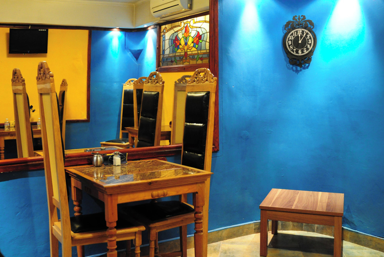 Interior 4, Lopera Guest House, Stolichna
