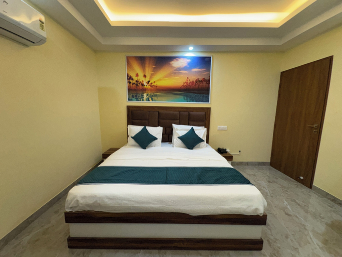 Room 5, HOTEL SHIWALIK GRAND, Hardwar
