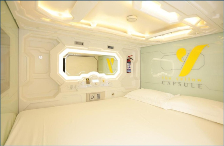 Bedroom, The Yellow Capsule Cancún, Benito Juárez