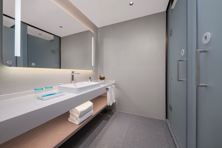 Bathroom 5, Holiday Inn Express TURPAN, Turfan