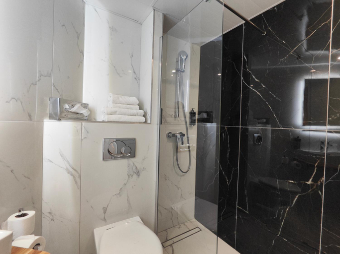 Bathroom 4, Atelier Montparnasse Hôtel, Paris