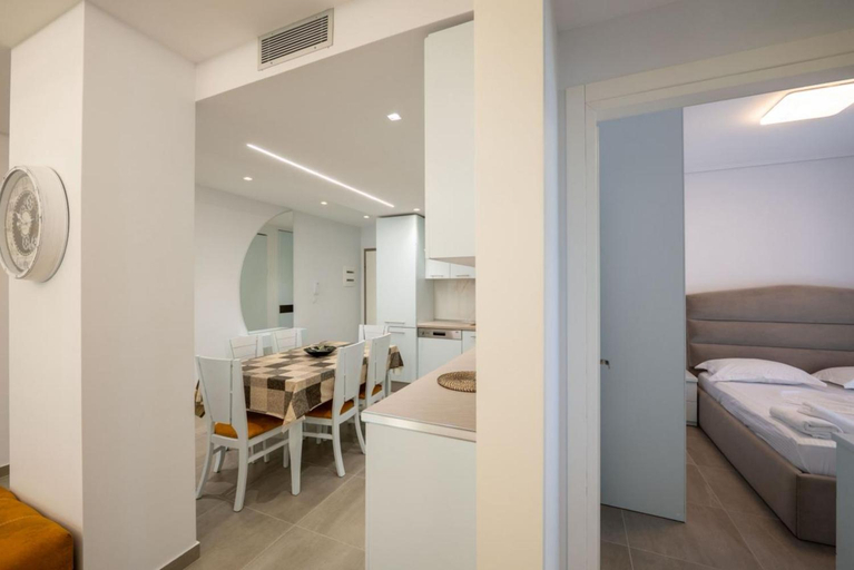 Bedroom, Luxury Sea View Apartments, Sarandës