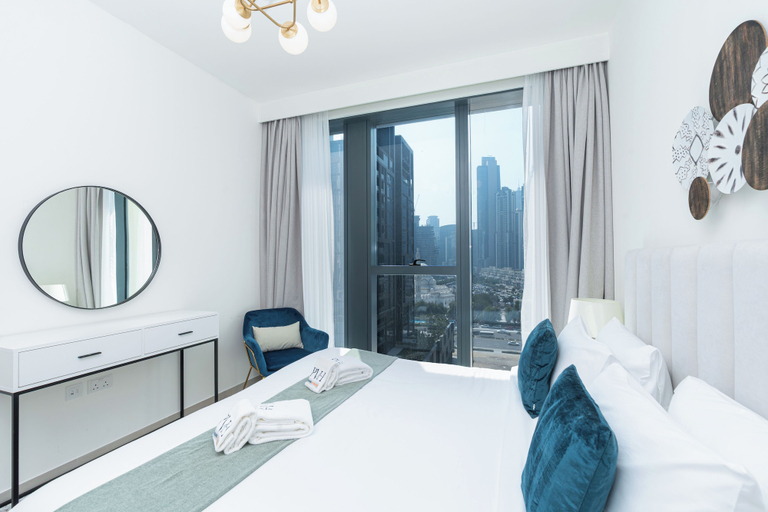 View from room, PVH - Vibrant 1BR - BLVD Heights, Dubai