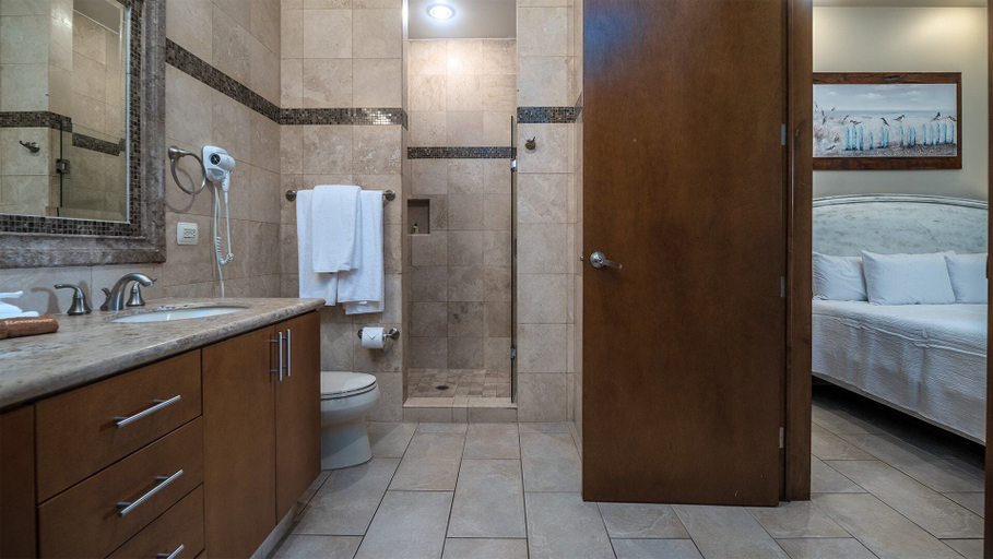 Bathroom 3, Las Palomas Beach and Golf Resort, Puerto Peñasco