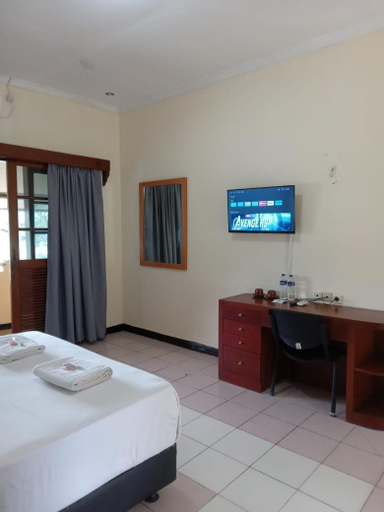 Bedroom 3, New Pesona Anggraini Hotel, Bogor