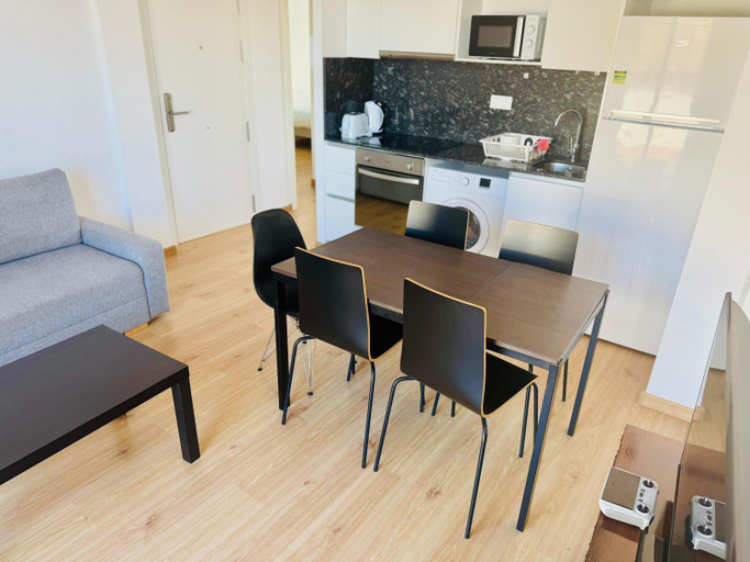 Kitchen 4, Tarragona Apartments, Tarragona