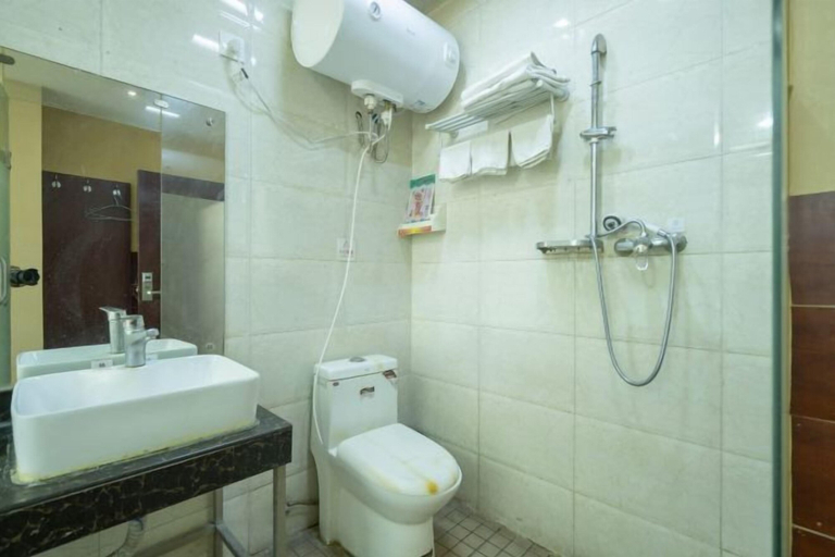 Bathroom, Xi'an Jirui Hotel, Xi'an