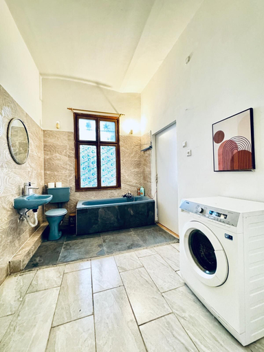 Bathroom 5, Modern Studio Close to Stadthalle, Wien