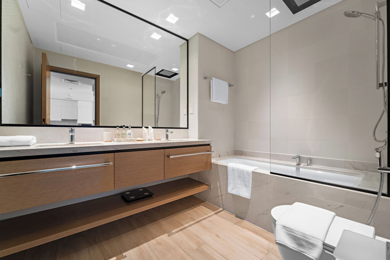 Bathroom, 1BR Skyline Views Dubai Creek Harbour, Dubai