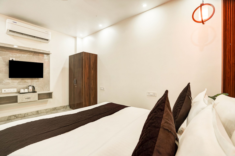 Room 4, Hotel Solaris Retreat By The Arrow, Delhi