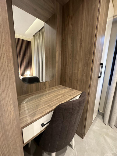 5, Charming Amman Apartment with Modern furnis, Amman