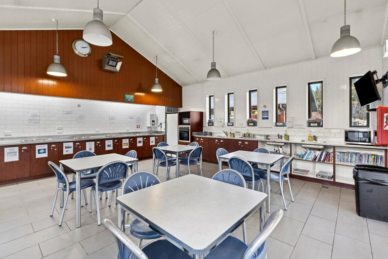 Food & Drinks 4, Hampshire Holiday Parks - Arrowtown, Queenstown-Lakes