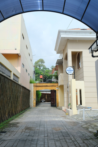 Primary image