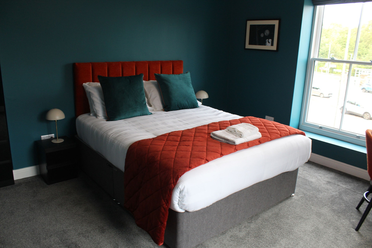 Room 3, The Royal Alfred, Saint Helens