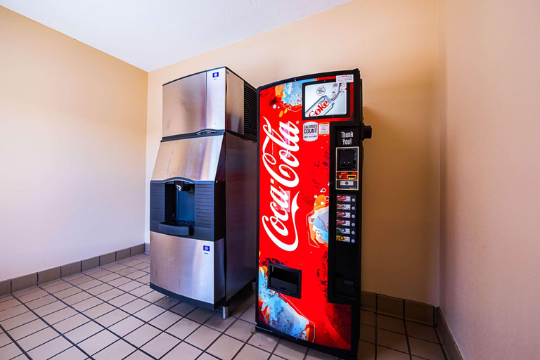 Food & Drinks 5, Quality Inn Dillon, SC, Dillon
