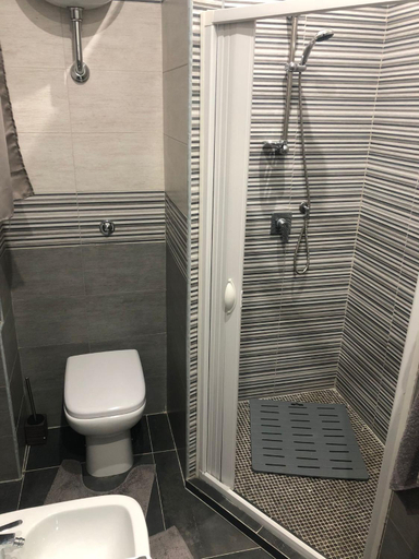 Bathroom 3, 7 Seven, Reggio Di Calabria