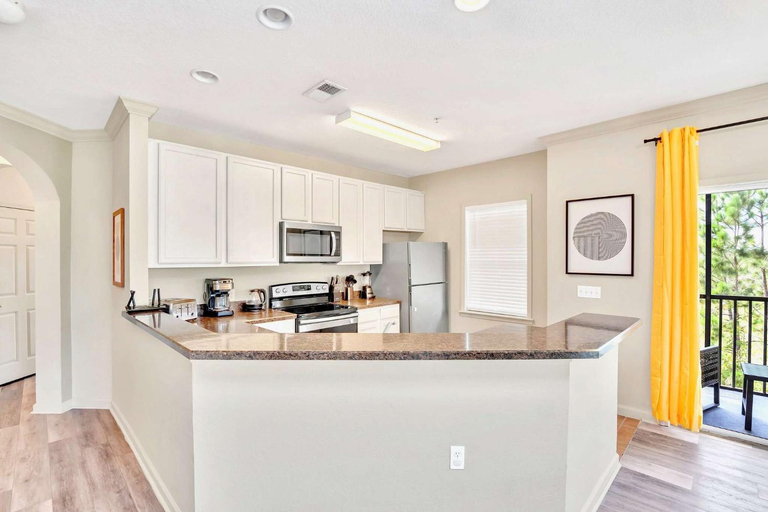 Kitchen 3, 3BR Condo - Pool Sauna - Near Disney, Orange