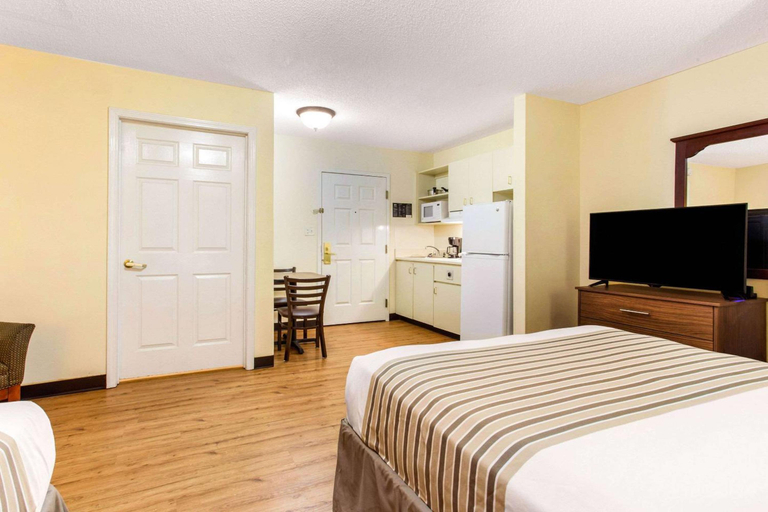 Bedroom 2, Studio6 Extended Stay - Myrtle Beach, SC, Horry