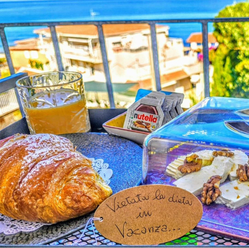 Food & Drinks 3, A Casa di Alessandra - Rooms, Salerno
