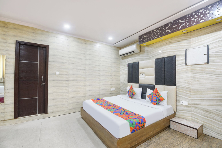 Room 4, Fabhotel Park View I, Delhi