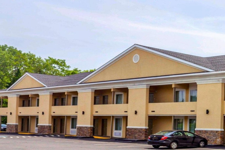 Exterior & Views 1, Quality Inn Waterbury, New Haven